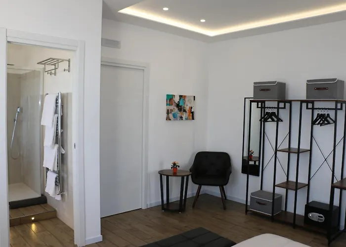 Seascape Rooms