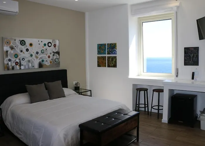 Seascape Rooms